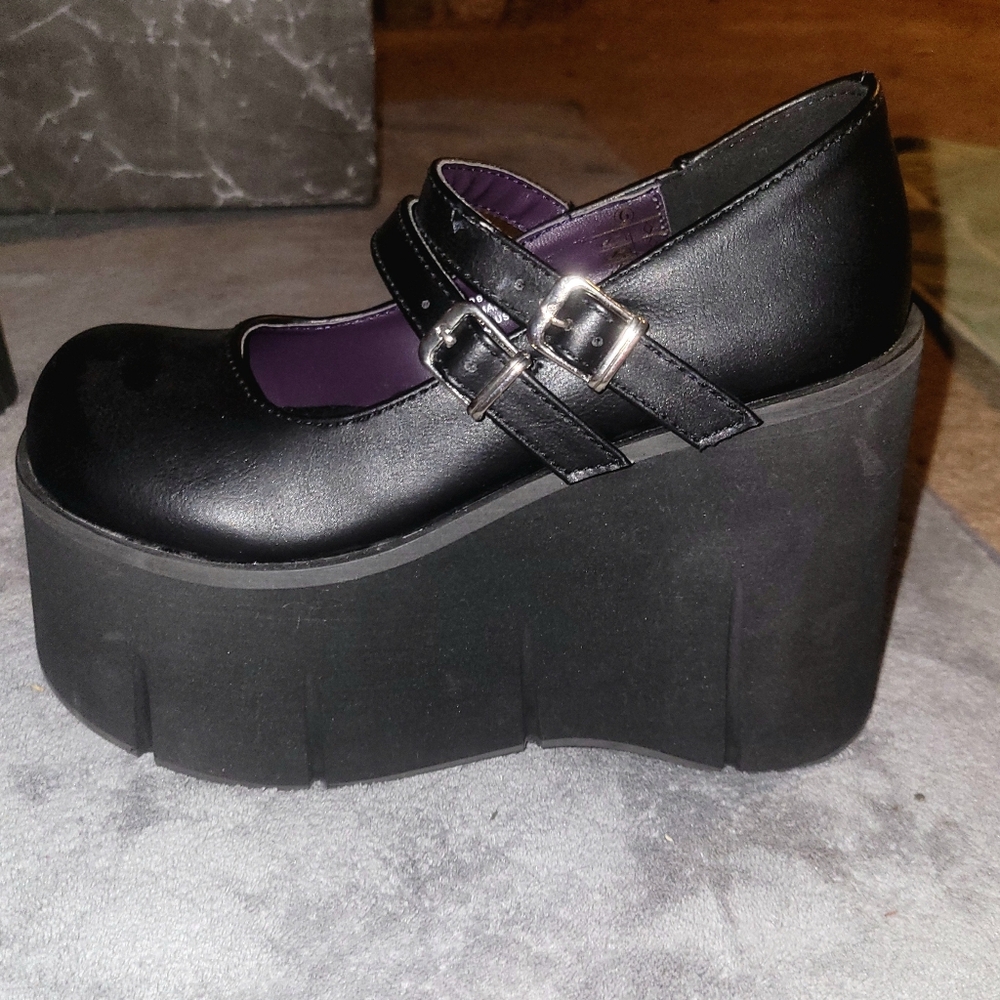 Dolls Kill - Platform Mary Jane Shoes